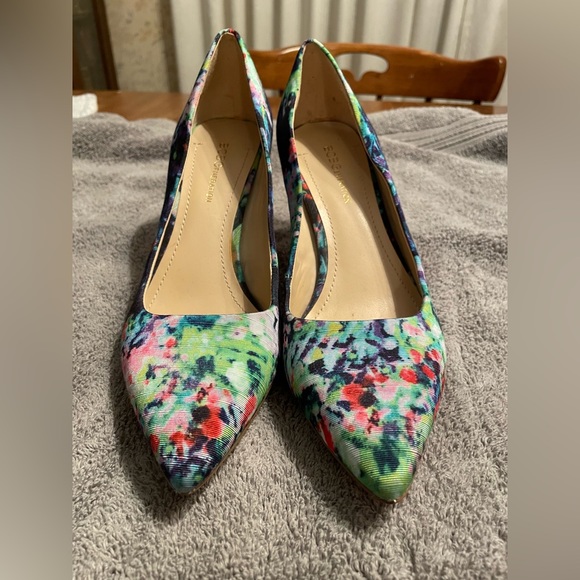 Floral kitten heels - Picture 2 of 10